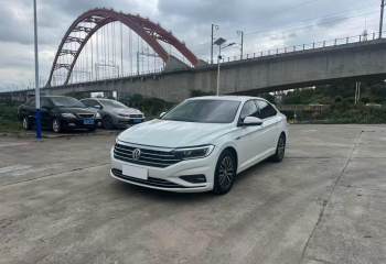 大众 速腾 2021款 200TSI DSG舒适智联版