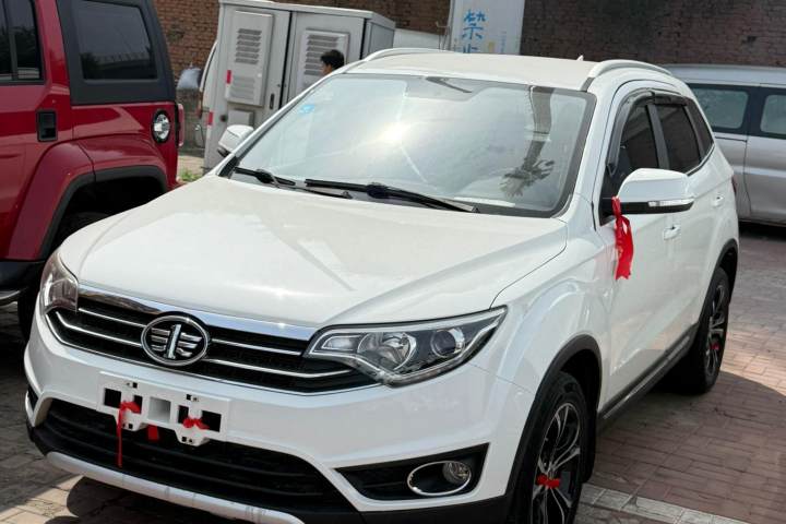 一汽 森雅R7 1.6L 自动豪华型