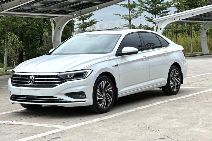 大众 速腾 280TSI DSG超越版