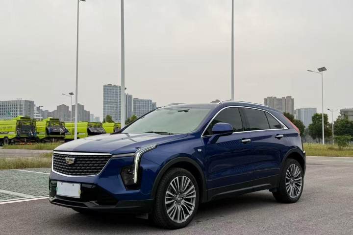 凯迪拉克 XT4 2024款 28T 两驱尊贵型