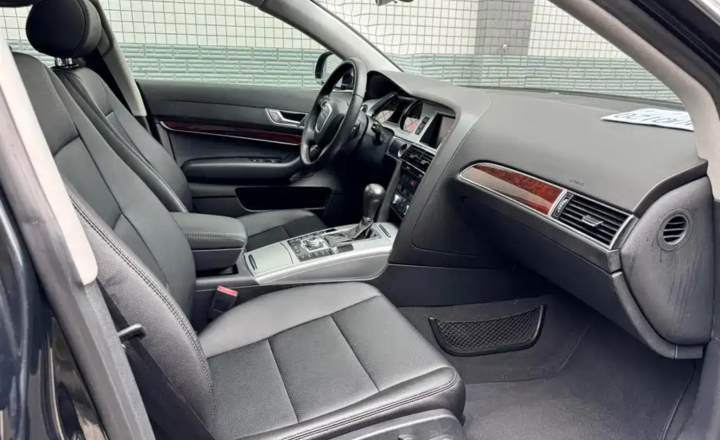 奥迪 A6L 2011款 2.8 FSI 舒适型