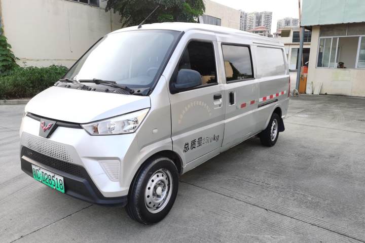 五菱汽车 五菱EV50 5座版鹏辉43.2kWh