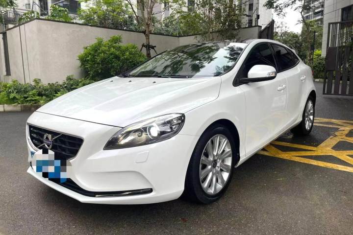 沃尔沃 V40 1.6T 智逸版