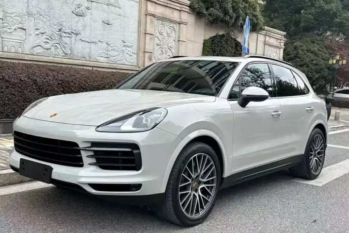 保时捷 Cayenne Cayenne 3.0T 铂金版