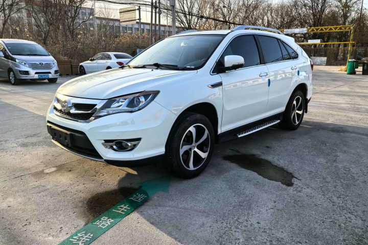 比亚迪 S7 2016款 2.0T 自动尊贵型Plus