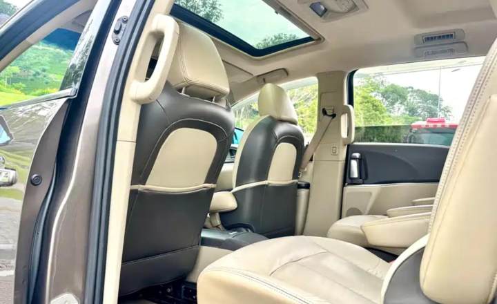 别克 GL8 2011款 3.0L XT豪华商务旗舰版