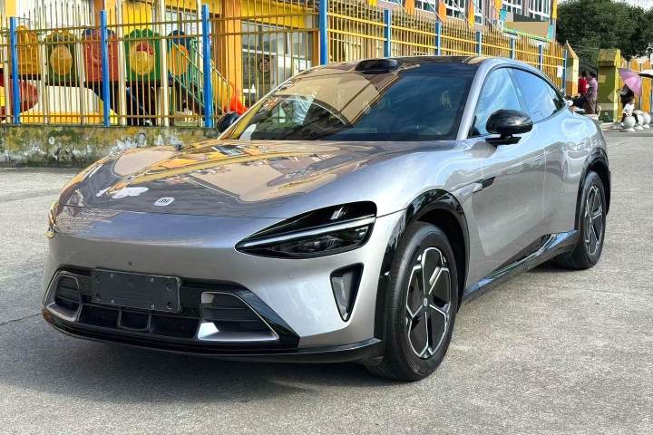 小米汽车 小米YU7 2025款 超长续航四驱Pro版