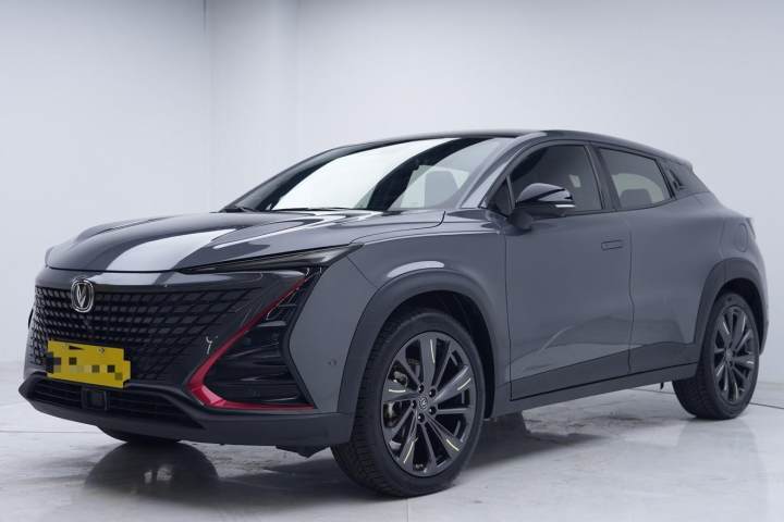长安 UNI-T 1.5T 旗舰型