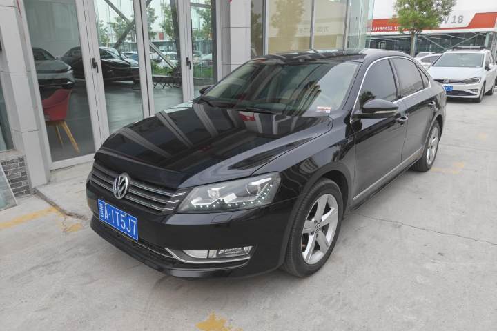 大众 帕萨特 2013款 1.8TSI DSG御尊版