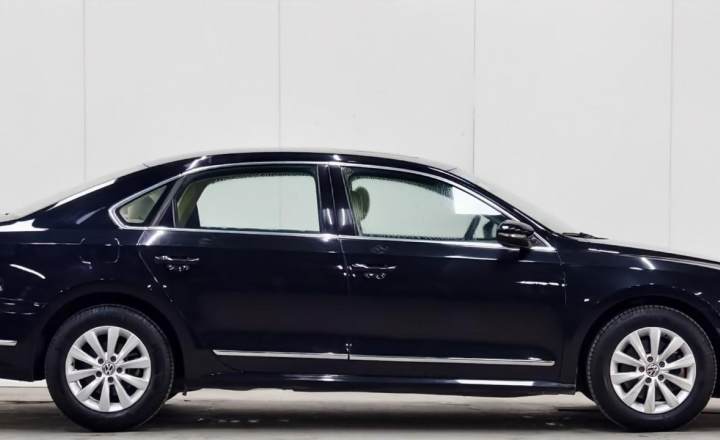 大众 帕萨特 2013款 1.8TSI DSG尊荣版