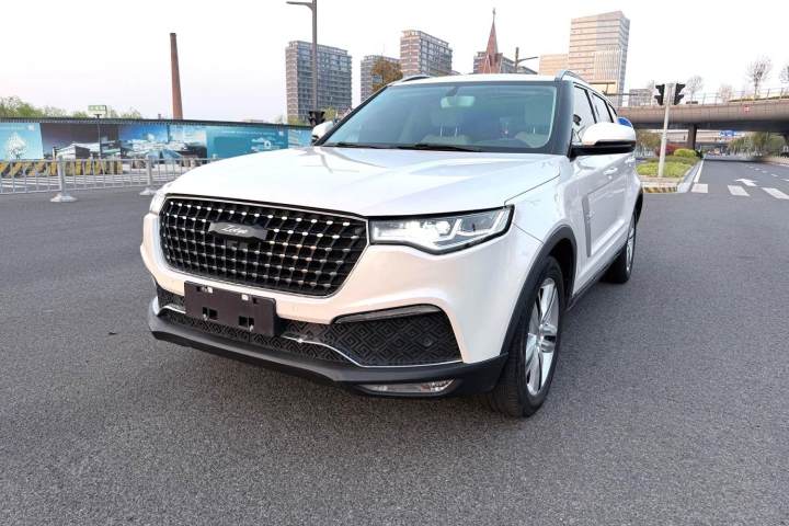众泰 T700 2017款 1.8T 双离合尊贵型