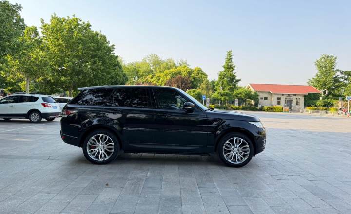 路虎 揽胜运动 2014款 3.0 SC V6 HSE DYNAMIC