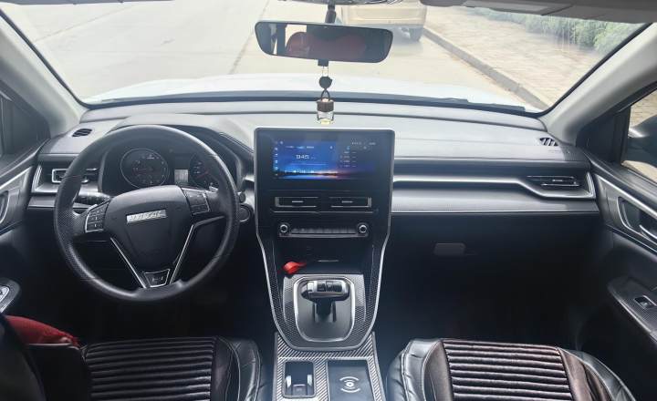 哈弗 M6 2023款 PLUS 1.5T DCT精英智联型