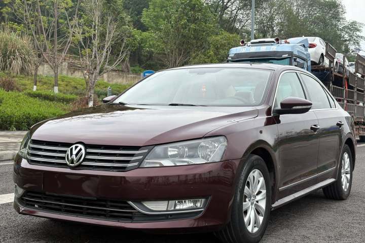 大众 帕萨特 2011款 1.8TSI DSG尊荣版
