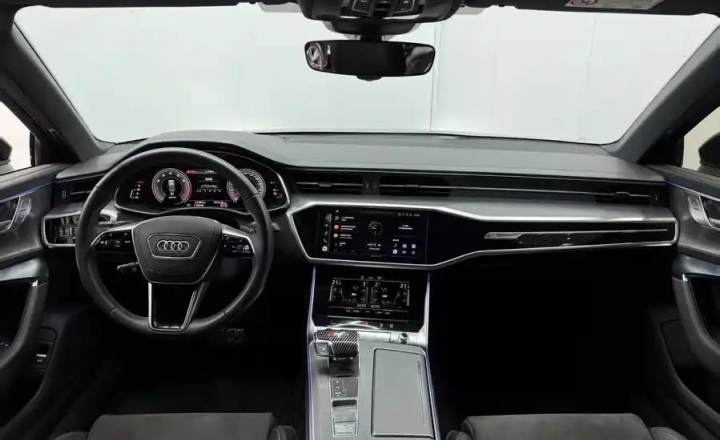 奥迪 A6L 2024款 45 TFSI 臻选动感型