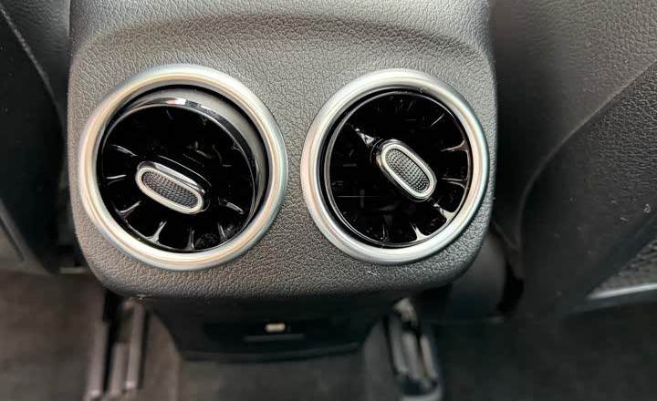 奔驰 A级 2024款 A 200 L 动感型