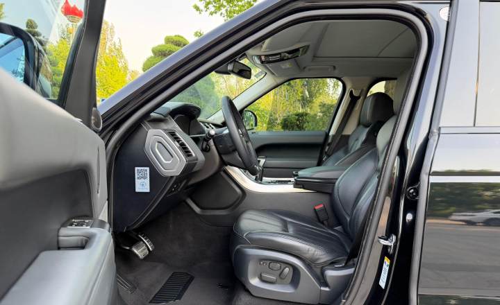 路虎 揽胜运动 2014款 3.0 SC V6 HSE DYNAMIC