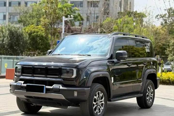 北京越野 BJ40 2024款 2.0T 全新城市猎人版 先锋型