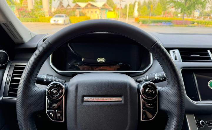 路虎 揽胜运动 2014款 3.0 SC V6 HSE DYNAMIC