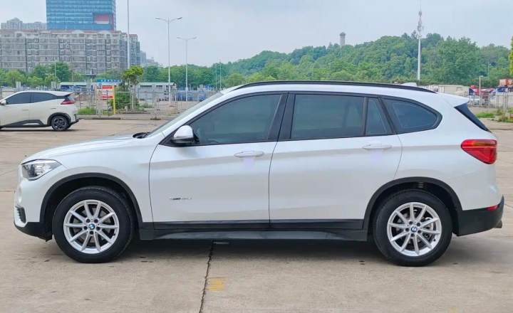 宝马 X1 2016款 sDrive18Li 时尚型