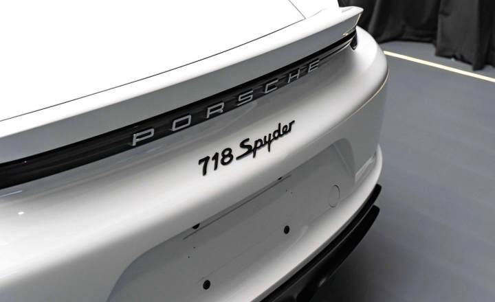 保时捷 718 2021款 Spyder 2.0T