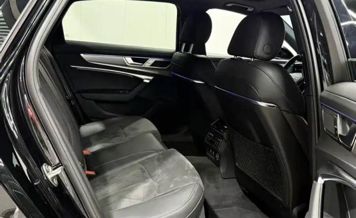 奥迪 A6L 2024款 45 TFSI 臻选动感型