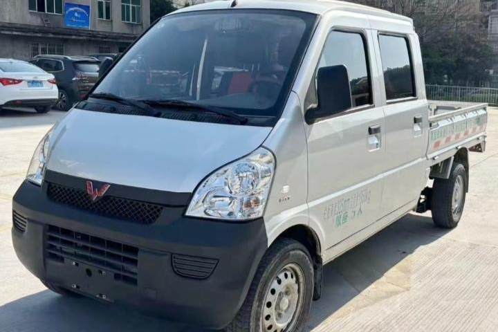 五菱汽车 五菱荣光小卡 1.5L双排基本型L3C
