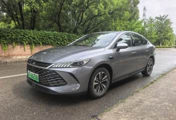 比亚迪 秦PLUS 2025款 DMi 智驾版 55KM超越型