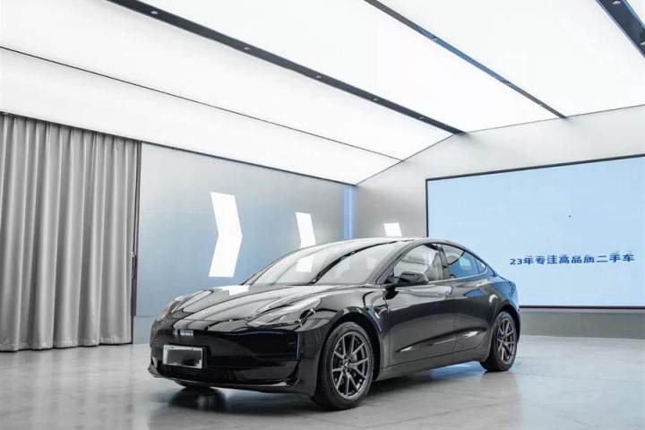 特斯拉 Model 3 2023款 后轮驱动版