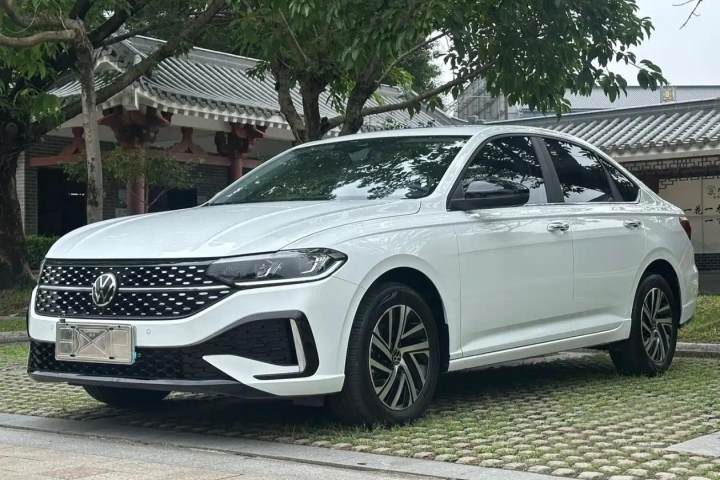 大众 朗逸 2023款 300TSI DSG星空领先版
