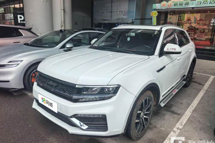 众泰 大迈X7 1.8T DCT尊贵型