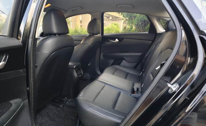 起亚 K3 2019款 1.5L CVT新锐版