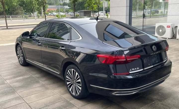 大众 帕萨特 2021款 330TSI 豪华版