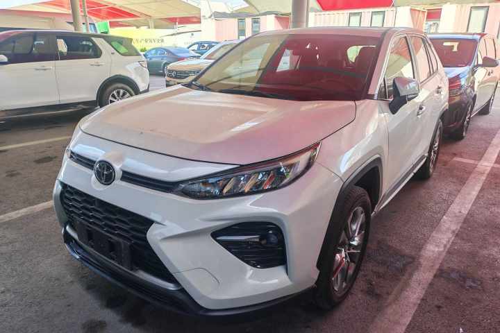 丰田 威兰达 2022款 2.0L CVT两驱豪华PLUS版