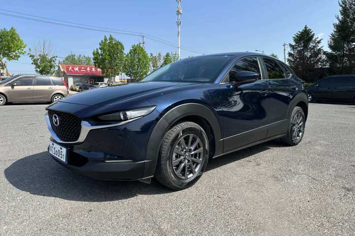 马自达 CX-30 2.0L 自动质悦型