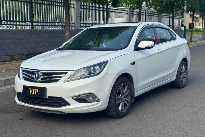长安 逸动 2016款 1.6L 手动风尚型