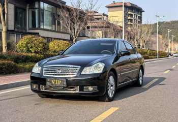 日产 风雅 350 VIP版