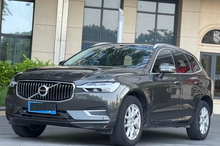 沃尔沃 XC60 T5 四驱智逸豪华版