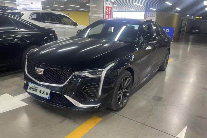 凯迪拉克 CT4 2023款 25T 豪华型