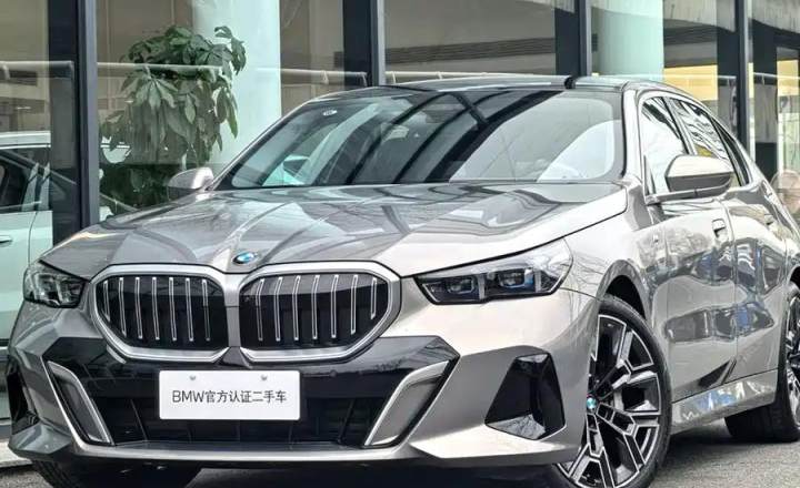 宝马 5系 2024款 530Li 尊享型 M运动套装