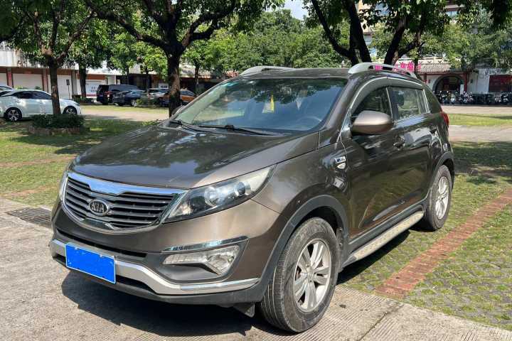起亚 智跑 2.0L 自动两驱版NAVI