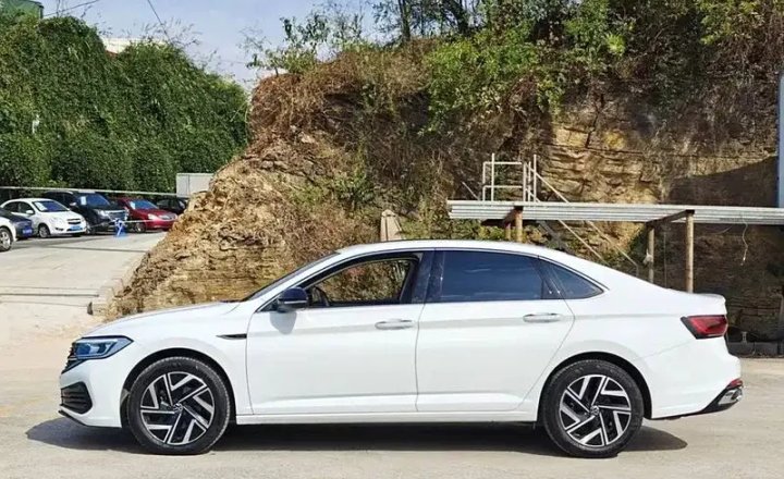 大众 速腾 2023款 200TSI DSG超越版