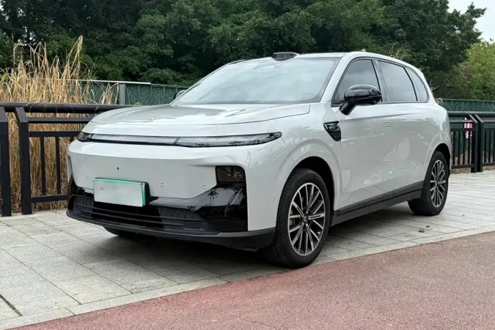 零跑汽车 零跑B10 2025款 600激光雷达版