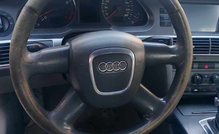 奥迪 A6L 2005款 2.0T 自动标准型