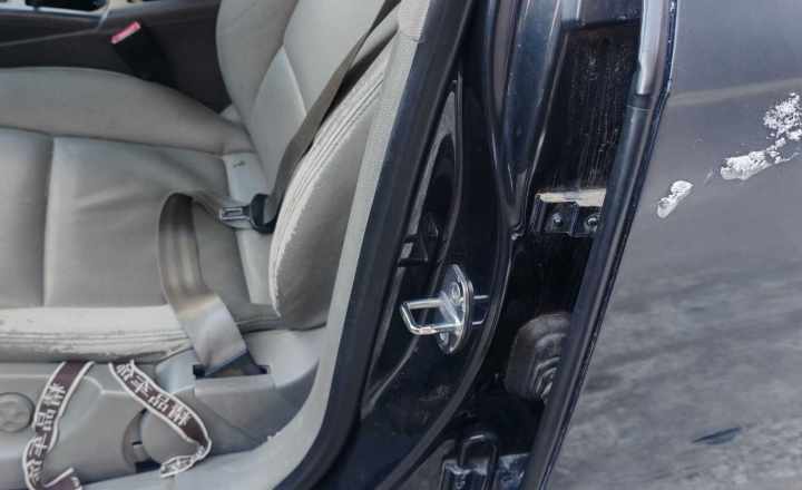 奥迪 A6L 2005款 2.0T 自动标准型