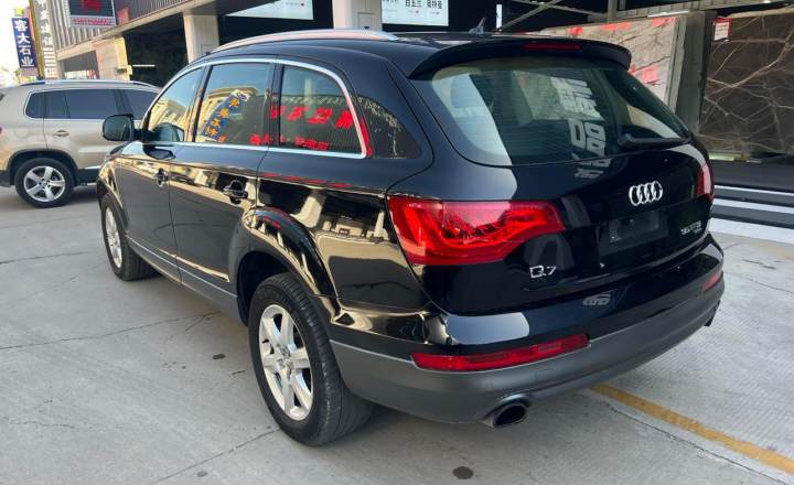 奥迪 Q7 2012款 3.0 TFSI 技术型(245kW)