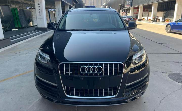奥迪 Q7 2012款 3.0 TFSI 技术型(245kW)