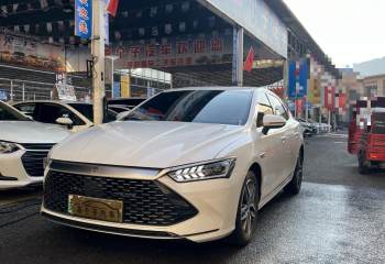 比亚迪 秦PLUS 荣耀版 DM-i 55KM超越型