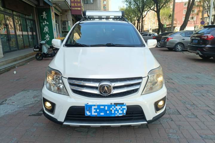 云雀汽车 全界Q1 1.4L AMT天窗导航版