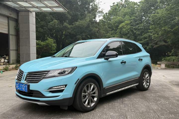 林肯 MKC 2.0T 四驱尊雅版